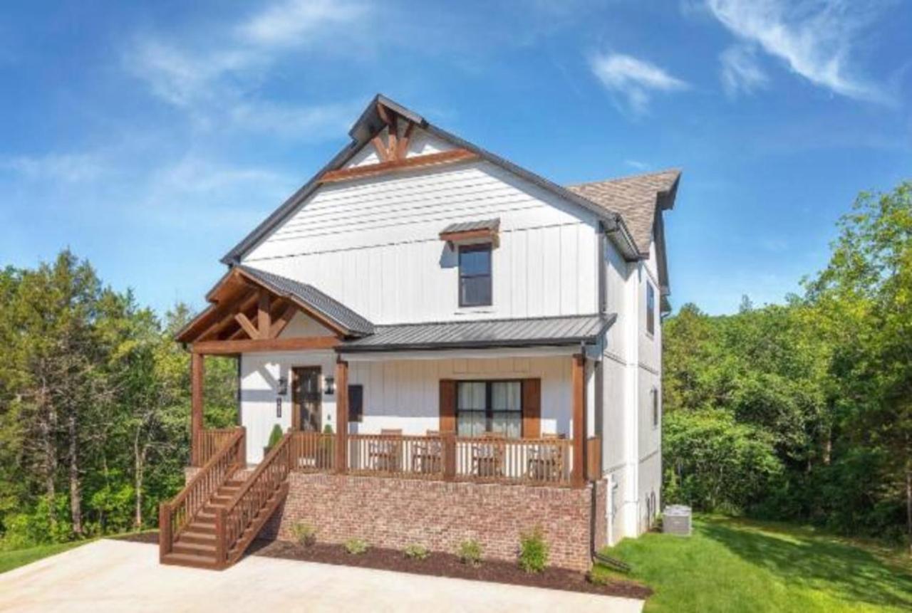 Premier Retreat With Hot Tub, Theater & Pool Table Villa Hollister Ngoại thất bức ảnh