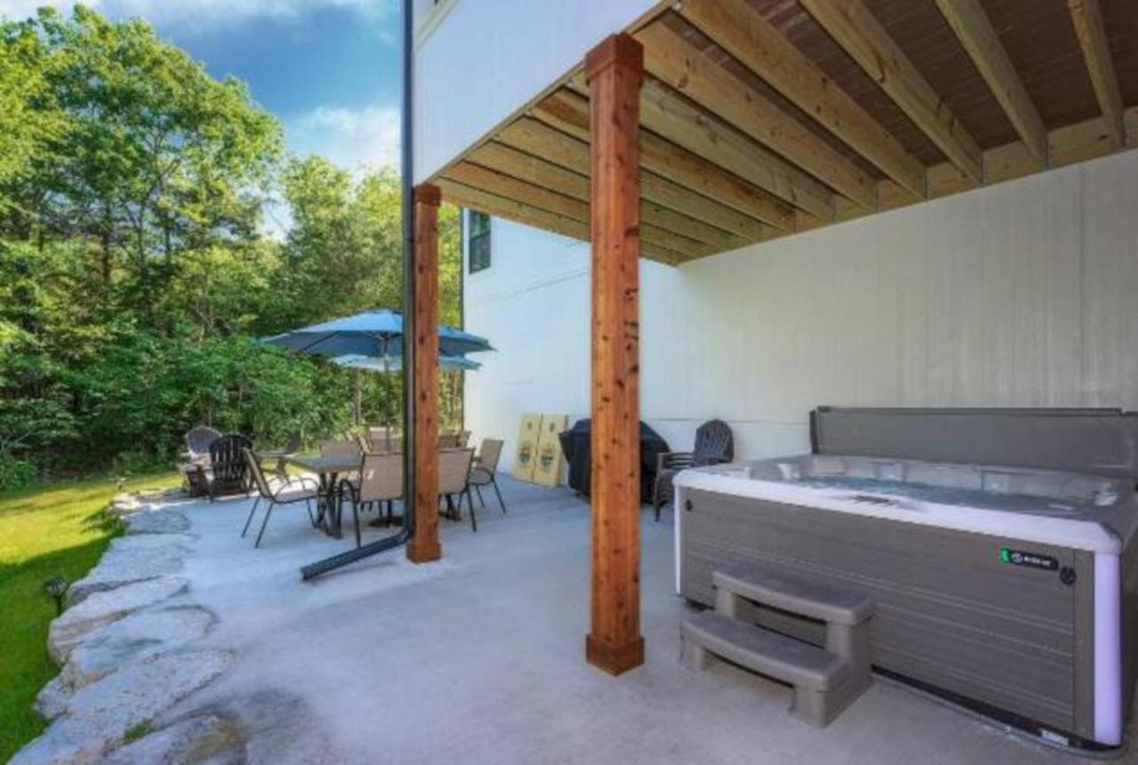Premier Retreat With Hot Tub, Theater & Pool Table Villa Hollister Ngoại thất bức ảnh