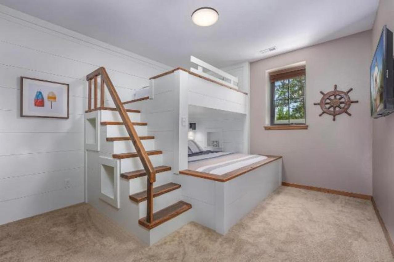 Premier Retreat With Hot Tub, Theater & Pool Table Villa Hollister Ngoại thất bức ảnh
